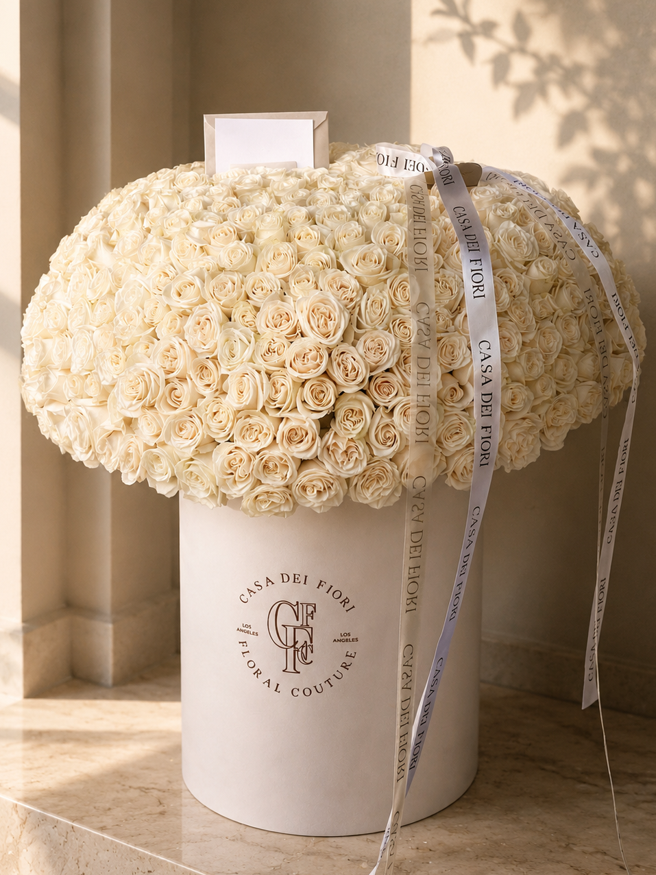 XXL BOX WITH RED OR WHITE ROSES