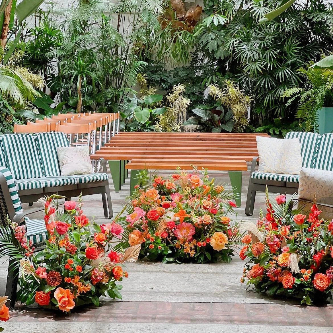 Seasonal Hotel Florals in Los Angeles