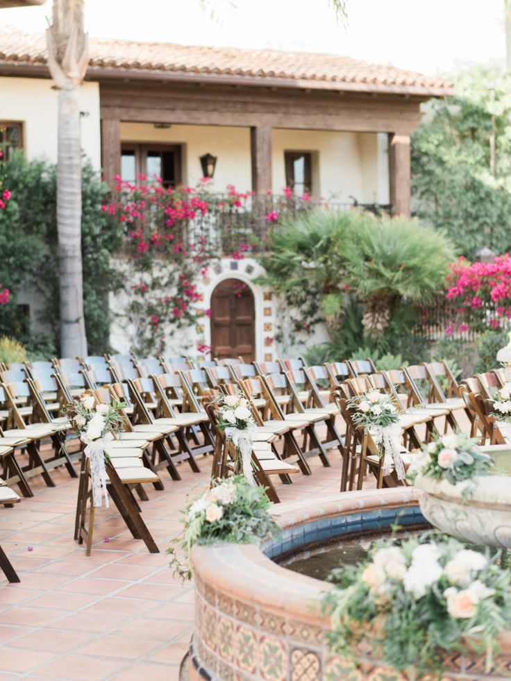 Spanish Colonial estate weddings florals