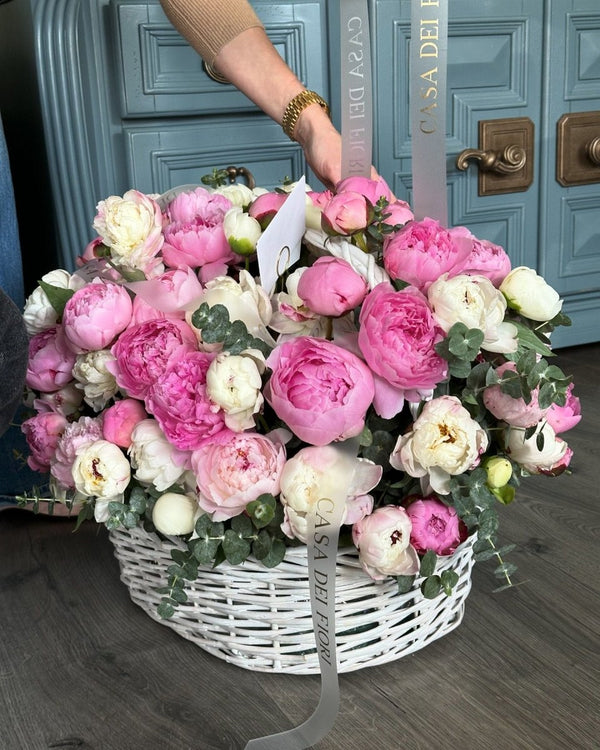 Best Flowers For Your Girlfriend in Los Angeles - Casa Dei Fiori