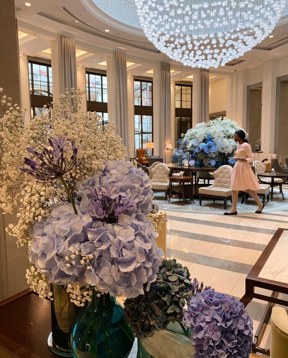 Floral Arrangements for Los Angeles’s Finest Commercial Spaces - Casa Dei Fiori