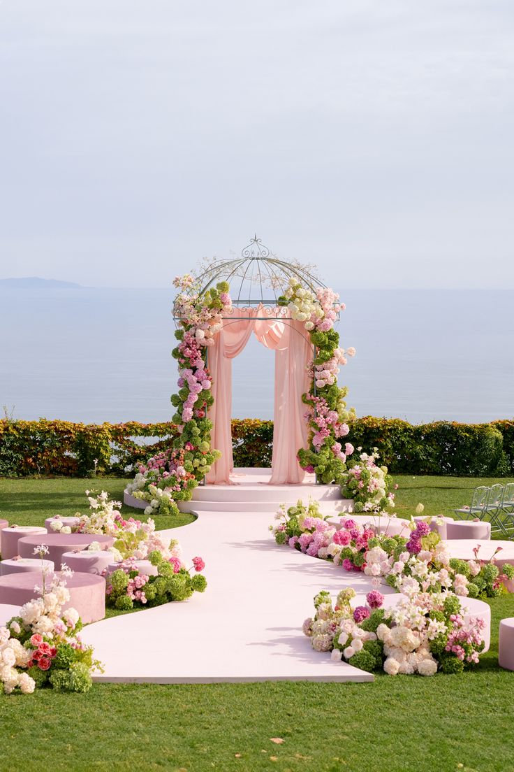 Ceremony Florals for weddings in Los Angeles