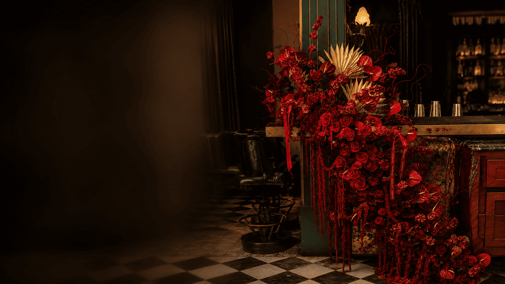 Corporate flower subscription and weekly business flower delivery in Los Angeles