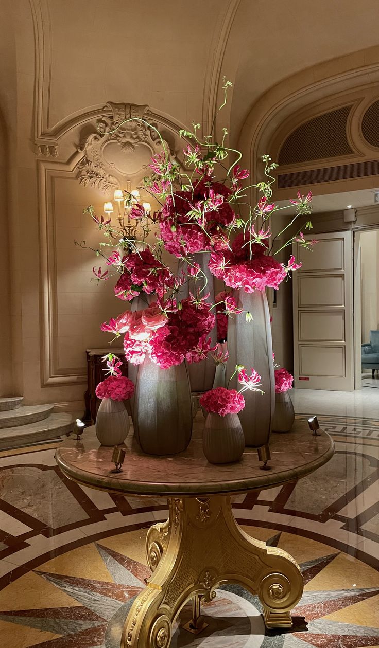 Hotel floral design in Los Angeles featuring a refined lobby arrangement created for a luxury hotel reception area.