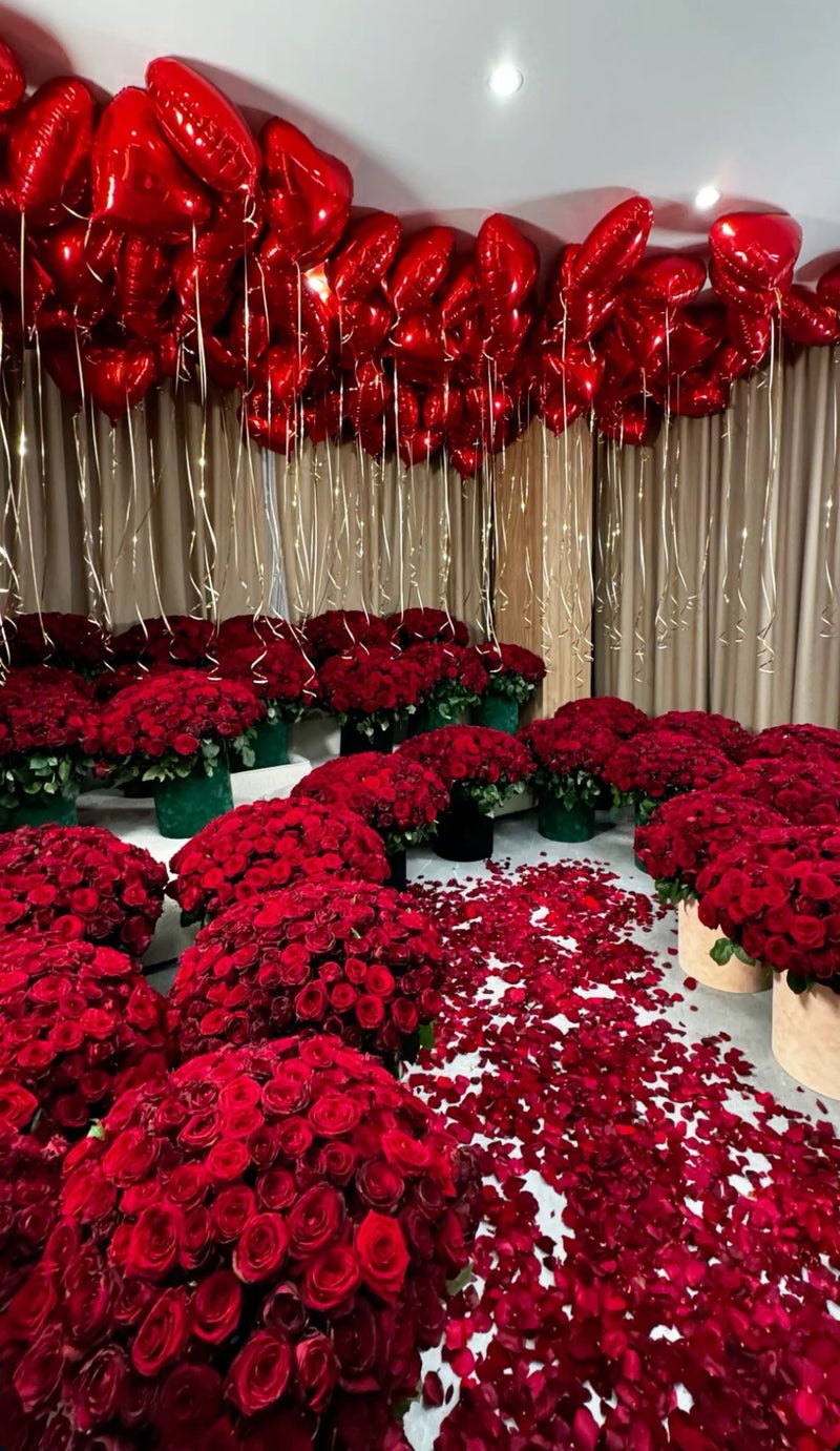 Romantic surprise decoration