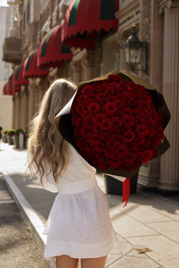 BOUQUET of RED, WHITE or CHAMPAGNE ROSES