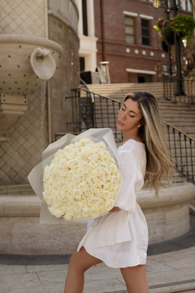 BOUQUET OF WHITE LONG STEM ROSES