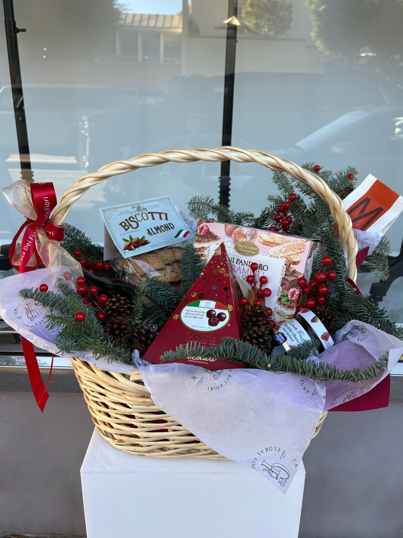 HOLIDAY BASKET