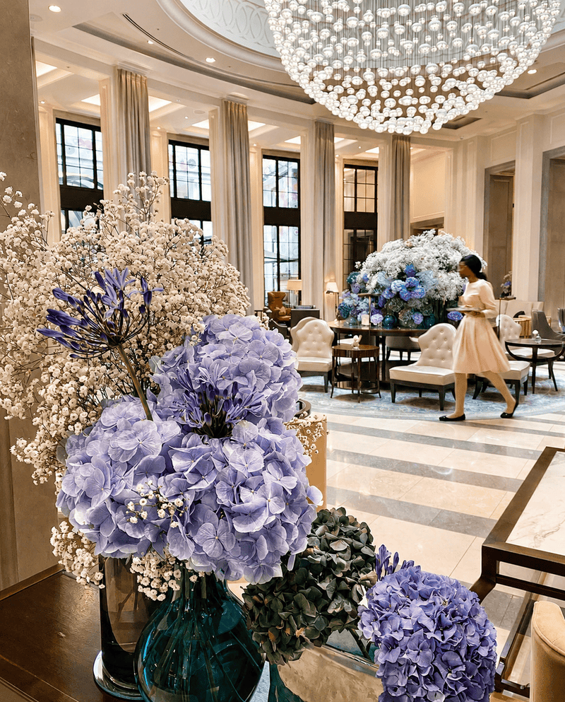 Recurring flower arrangements for Los Angeles businesses