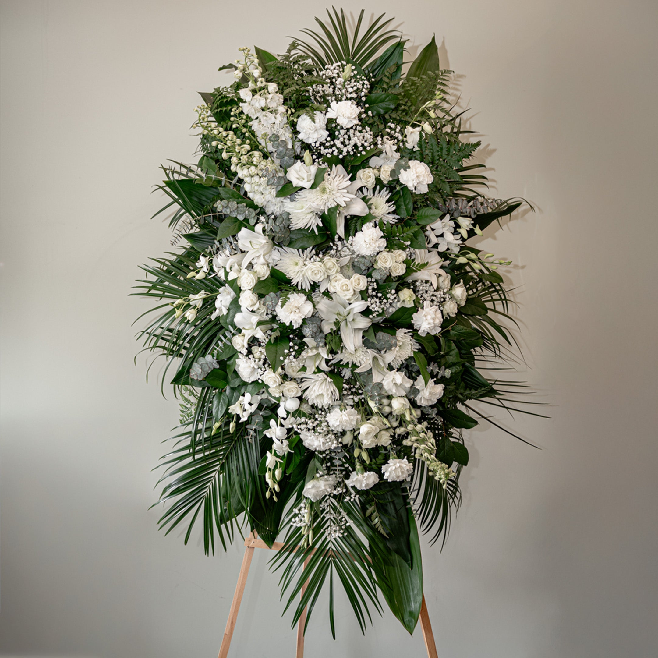 ELEGANT FUNERAL WREATH