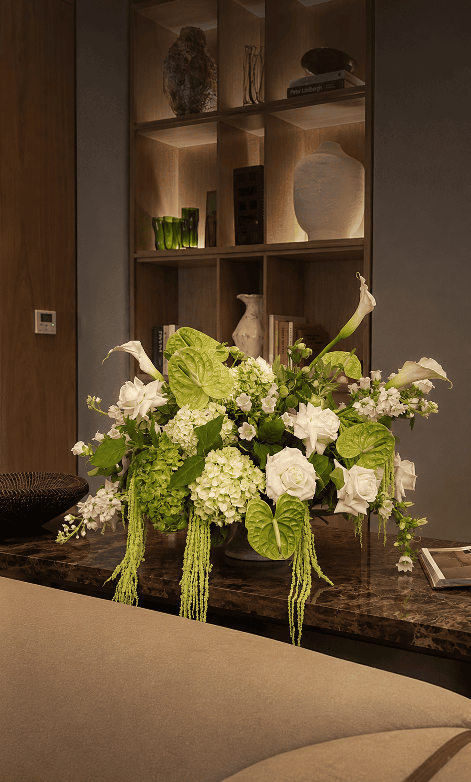 Casa Dei Fiori flower subscription arrangement for Beverly Hills homes and apartments